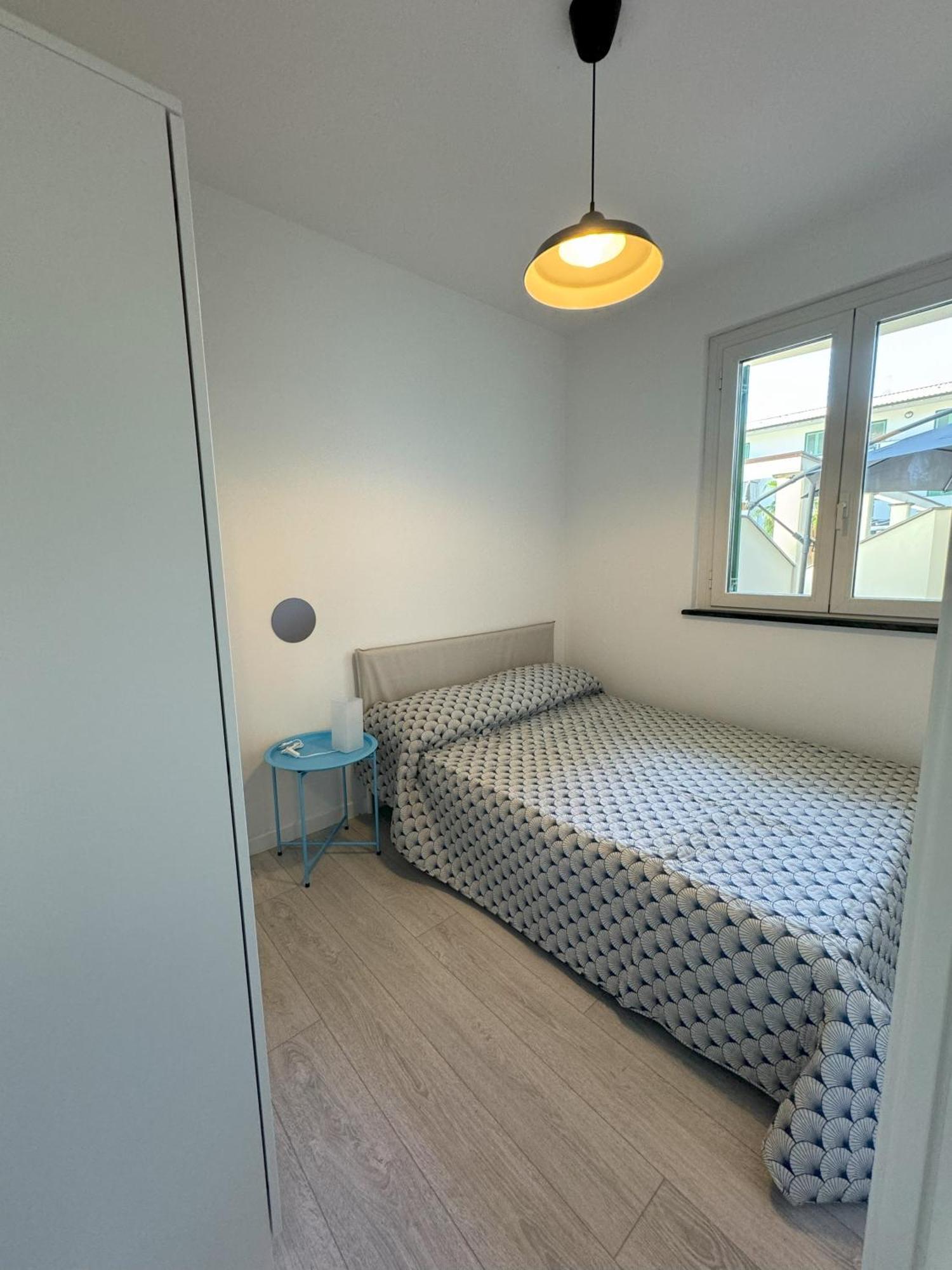 マリーナ・ディ・マッサ Cytrus Apartamentヴィラ エクステリア 写真